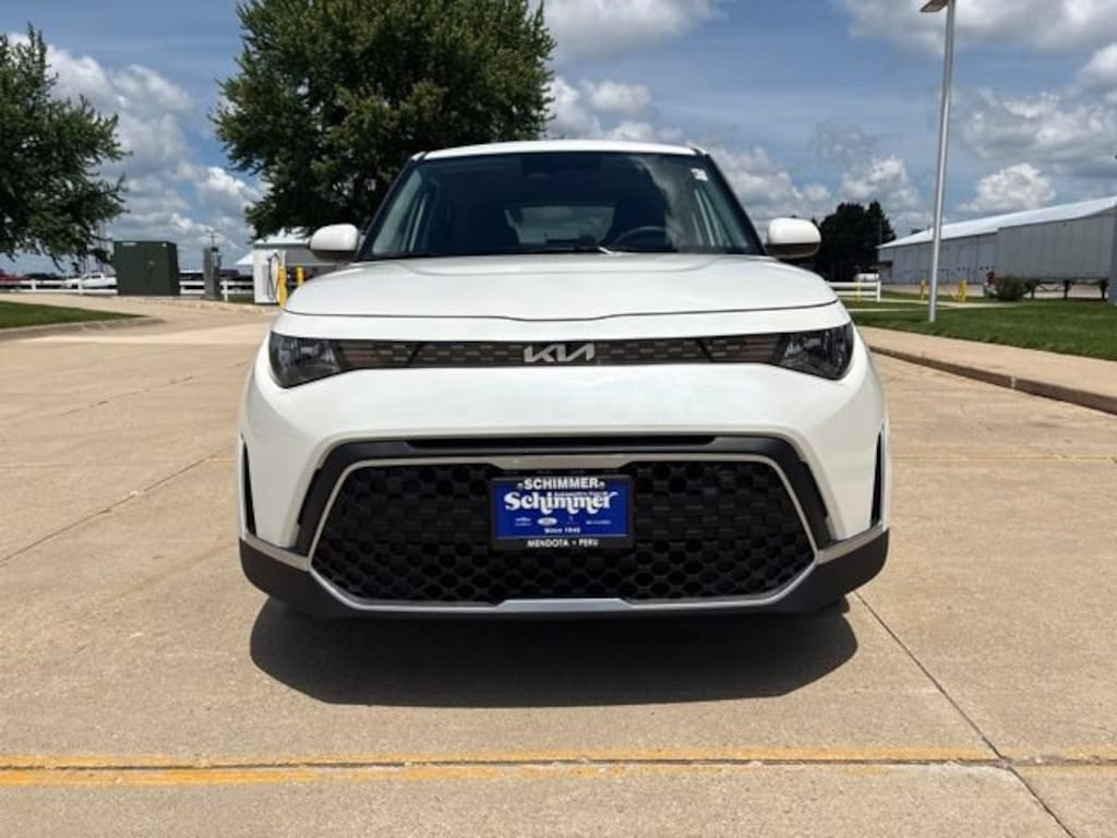 Used 2025 Kia Soul LX Hatchback