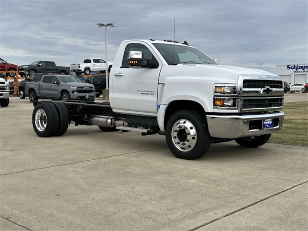New 2024 Chevrolet Silverado 5500 HD LT Truck