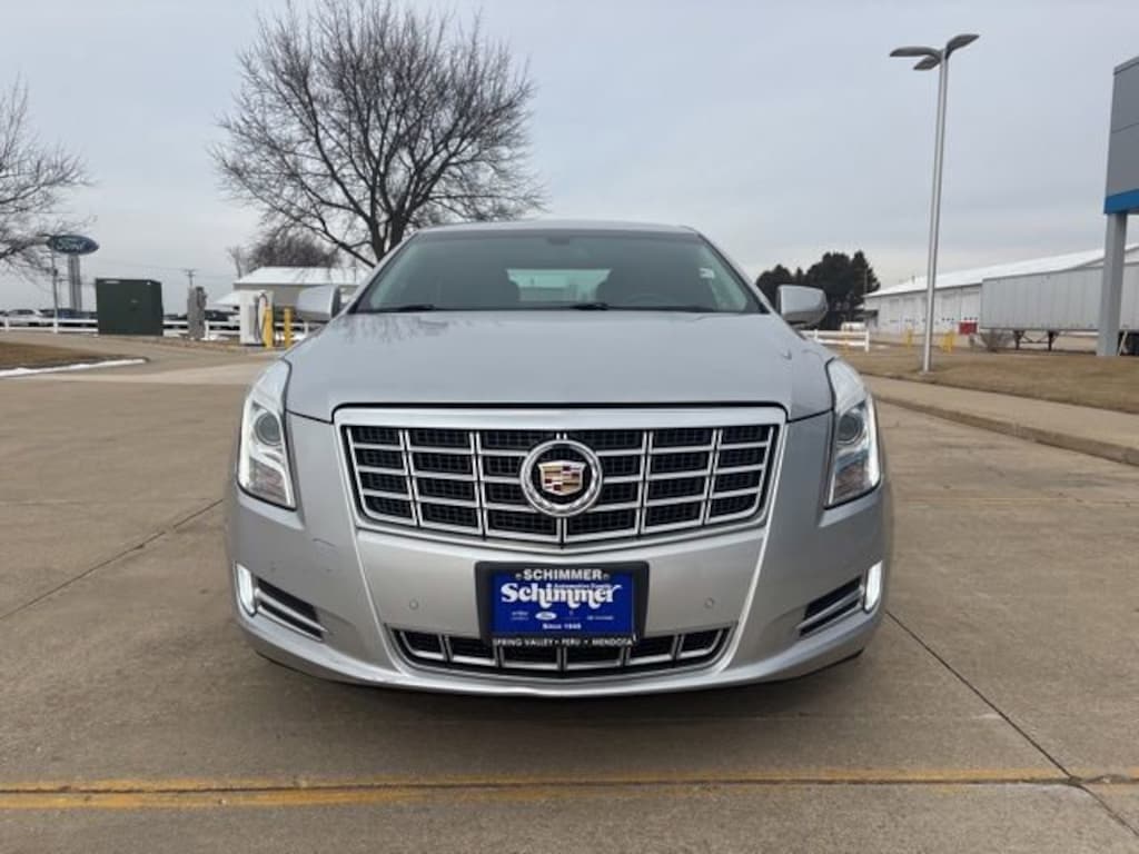 Used 2015 CADILLAC XTS Luxury Sedan