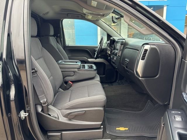 2018 Chevrolet Silverado 1500 LT - Photo 18