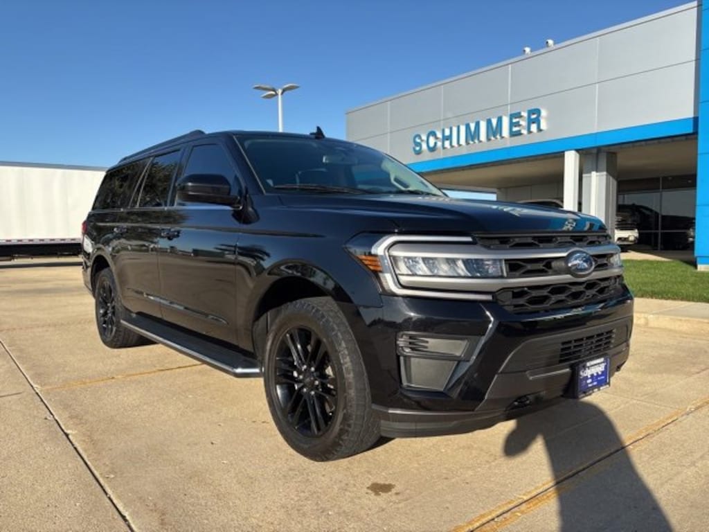 Used 2022 Ford Expedition Max XLT SUV