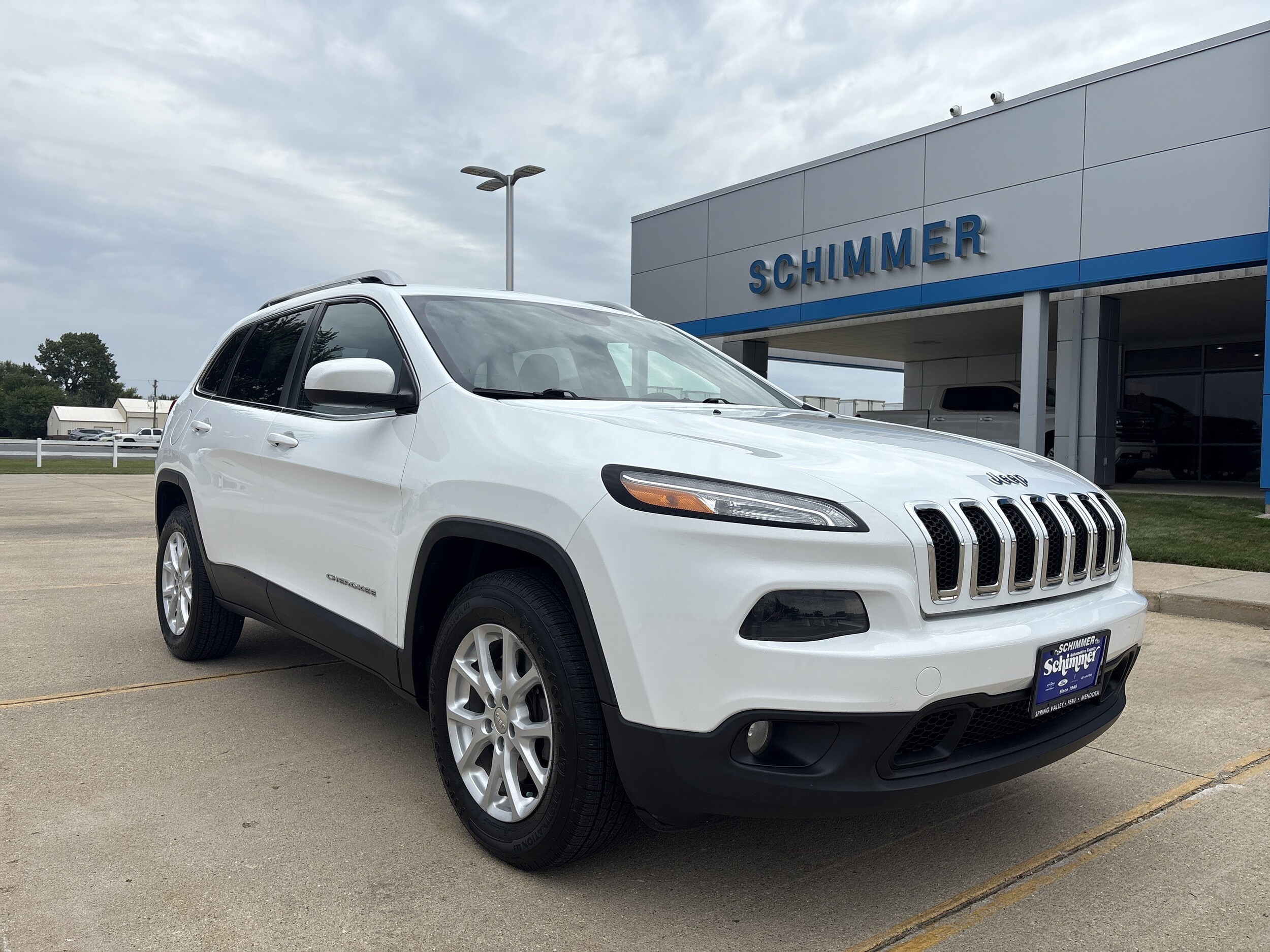 2014 Jeep Cherokee Latitude photo 2