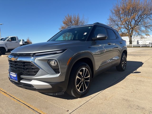 2024 Chevrolet Trailblazer LT photo 4