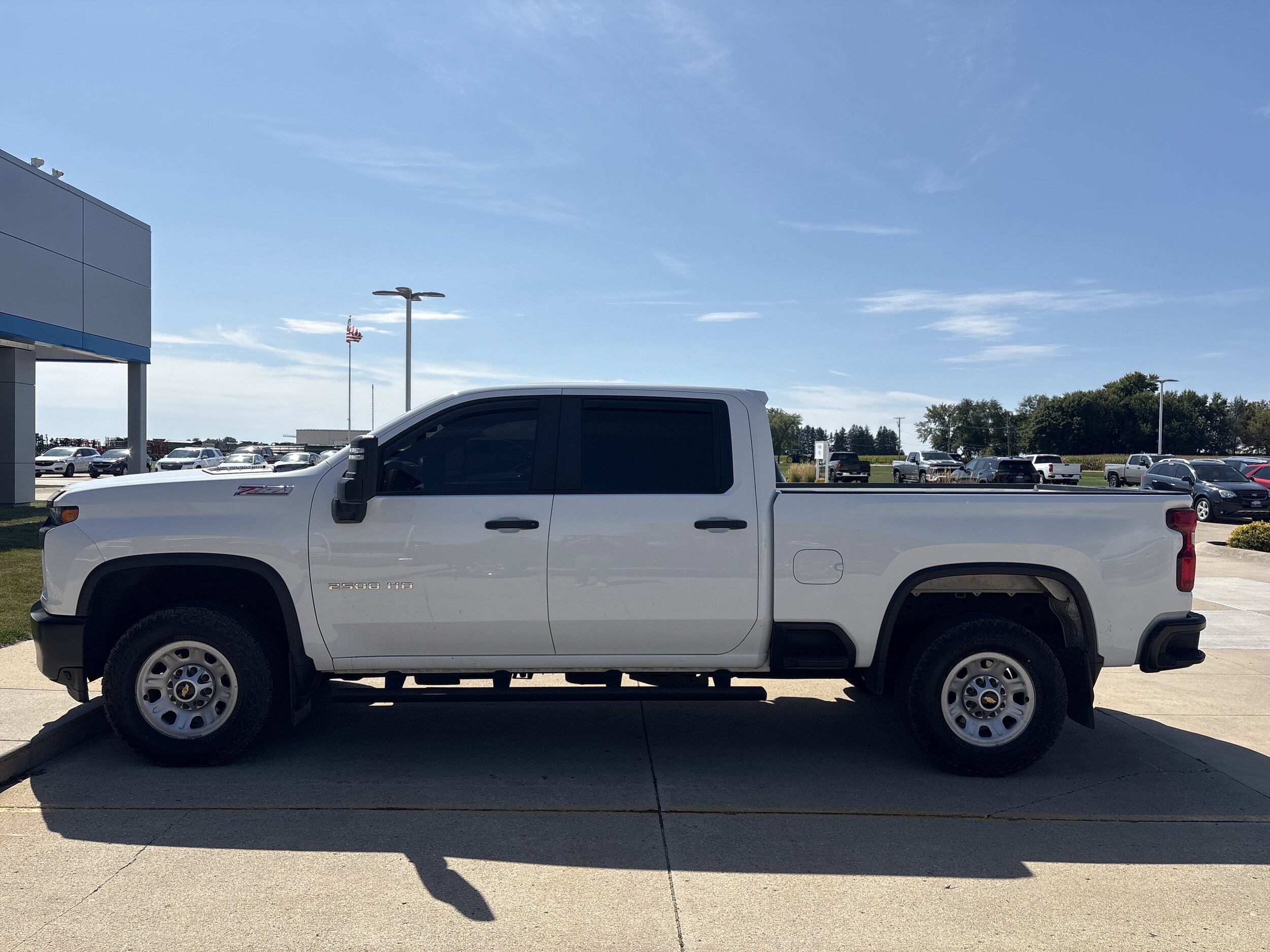 2022 Chevrolet Silverado 2500HD photo 2