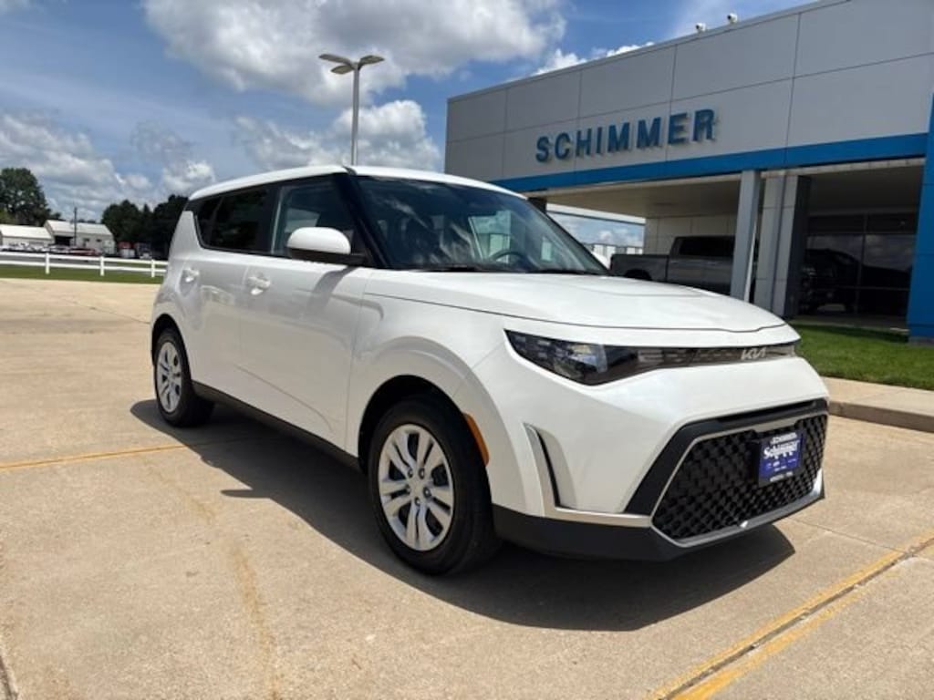Used 2025 Kia Soul LX Hatchback