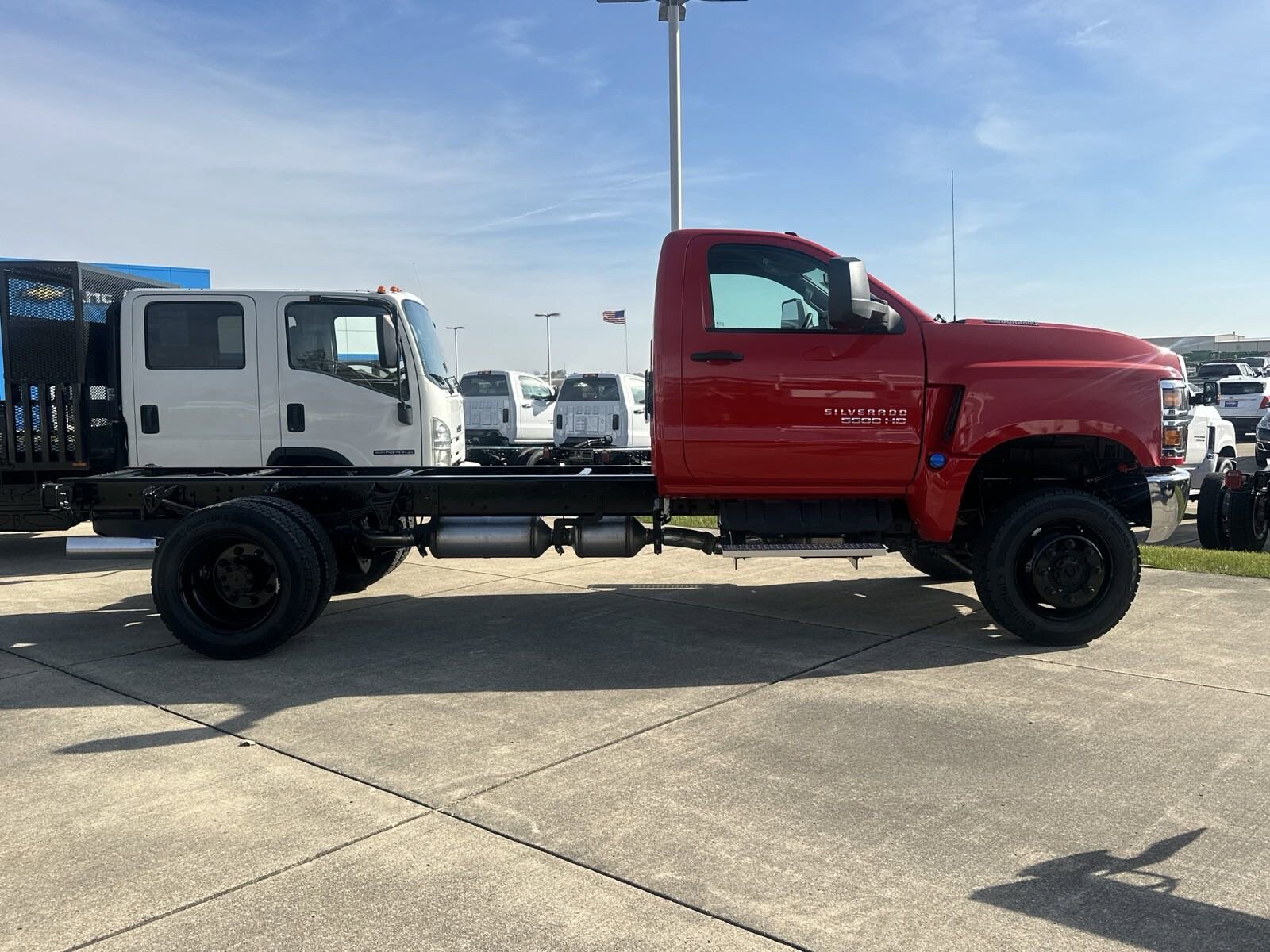2024 Chevrolet Silverado 5500HD Work Truck photo 3