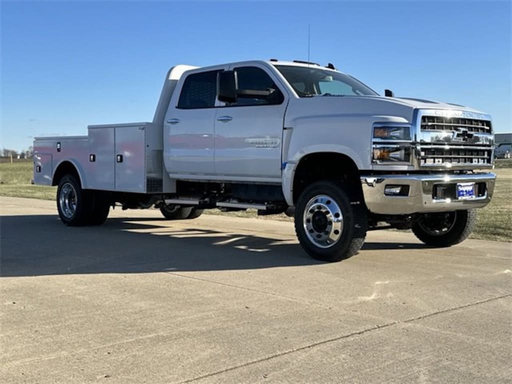 New 2024 Chevrolet Silverado 6500 HD LT Truck