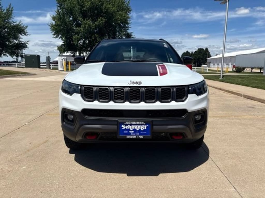 Used 2025 Jeep Compass Trailhawk SUV