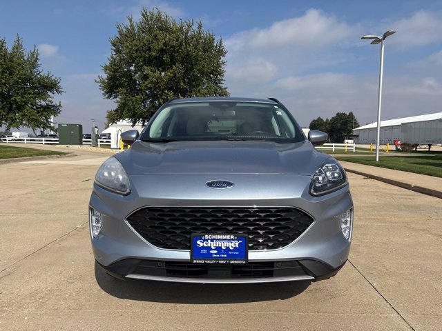 2022 Ford Escape Titanium photo 3