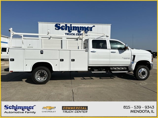 2024 Chevrolet Silverado 4500 Medium Duty Chassis Cab's photo
