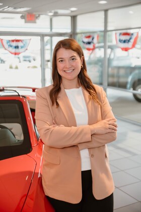 Staff member TORI WINTERROSE (SCHIMMER) from ID_650e0e859a58