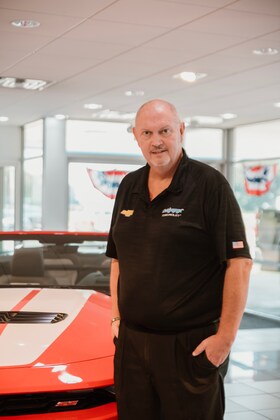 Staff member SCOTT JACKSON from ID_650e0e859a58