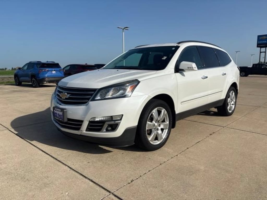 Used 2017 Chevrolet Traverse Premier SUV