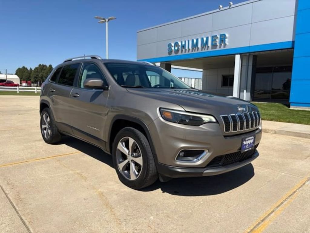Used 2019 Jeep Cherokee Limited SUV