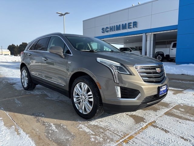 Used 2019 Cadillac XT5 Premium Luxury with VIN 1GYKNERS5KZ217273 for sale in Mendota, IL