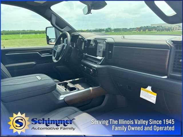 2026 Chevrolet Silverado 3500HD High Country - Photo 23