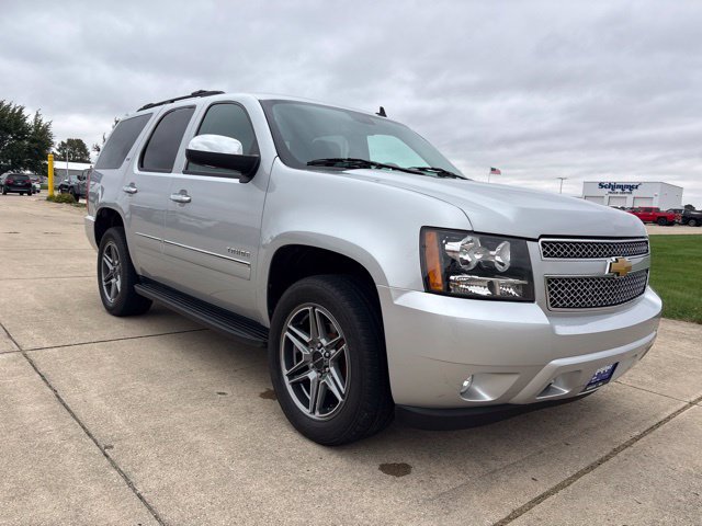 Used 2013 Chevrolet Tahoe LTZ with VIN 1GNSKCE04DR278356 for sale in Mendota, IL