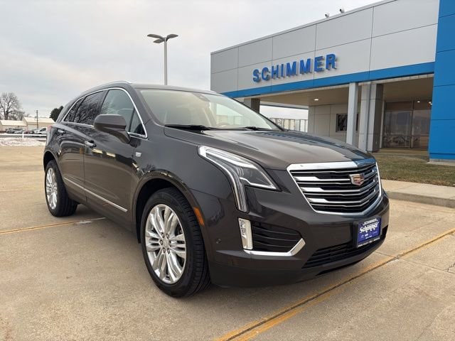 Used 2019 Cadillac XT5 Premium Luxury with VIN 1GYKNFRS1KZ143596 for sale in Mendota, IL