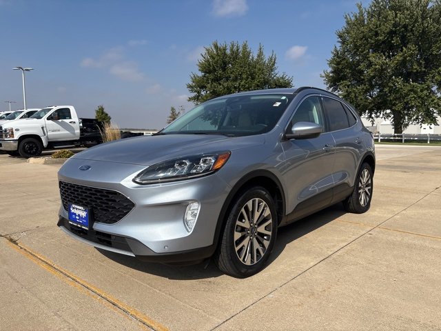 2022 Ford Escape Titanium photo 4
