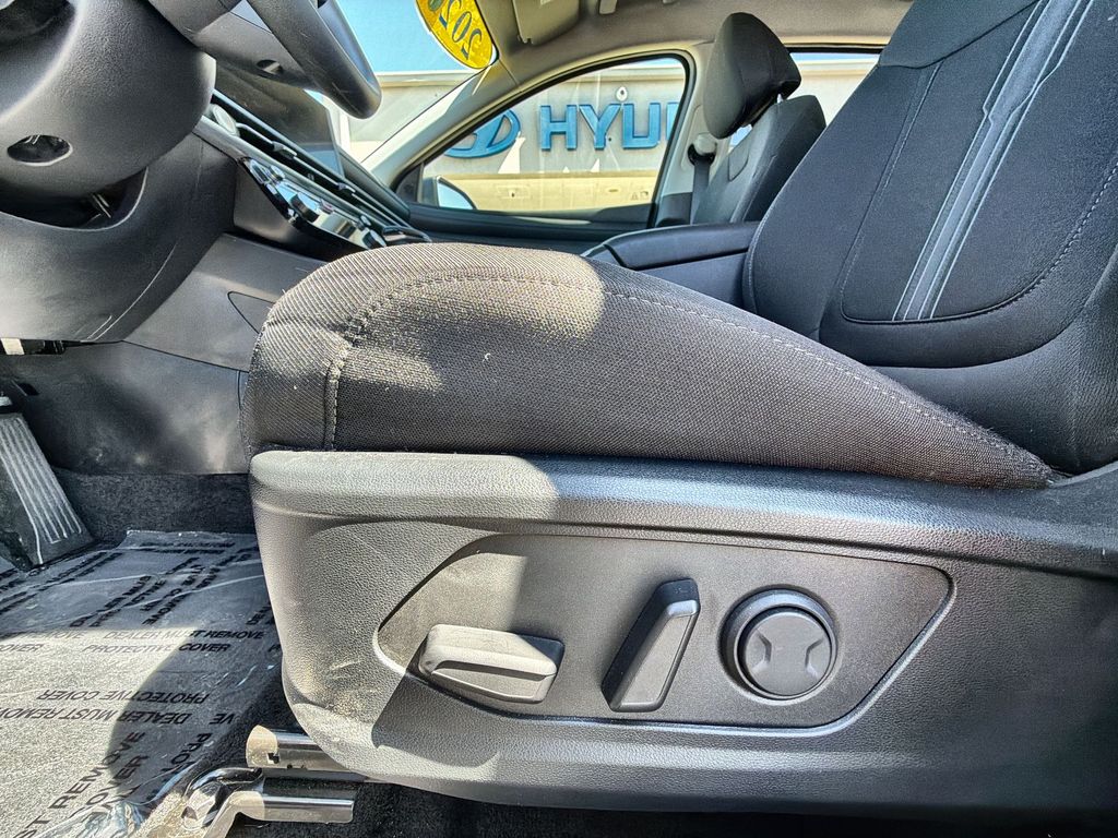 2026 Hyundai Tucson SEL - Photo 14