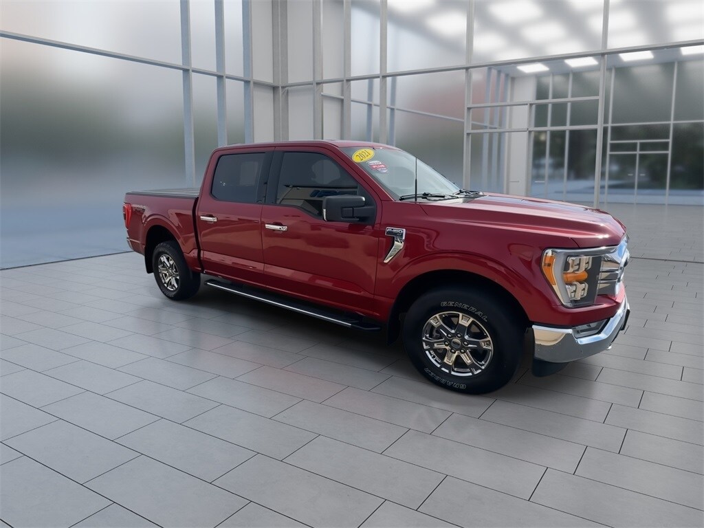 2021 Ford F-150 XLT photo 2