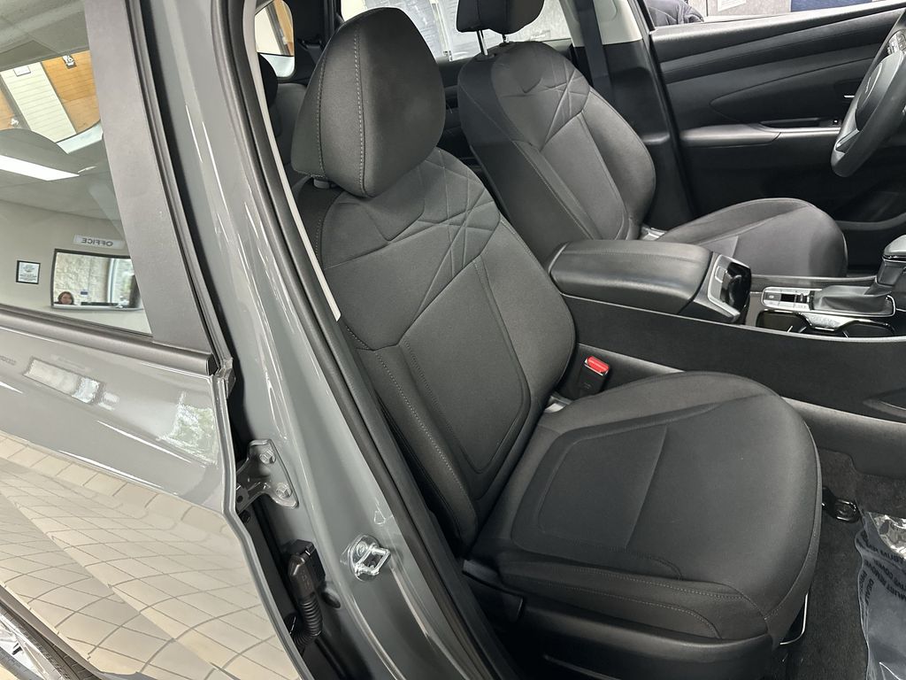 2026 Hyundai Tucson SE - Photo 14