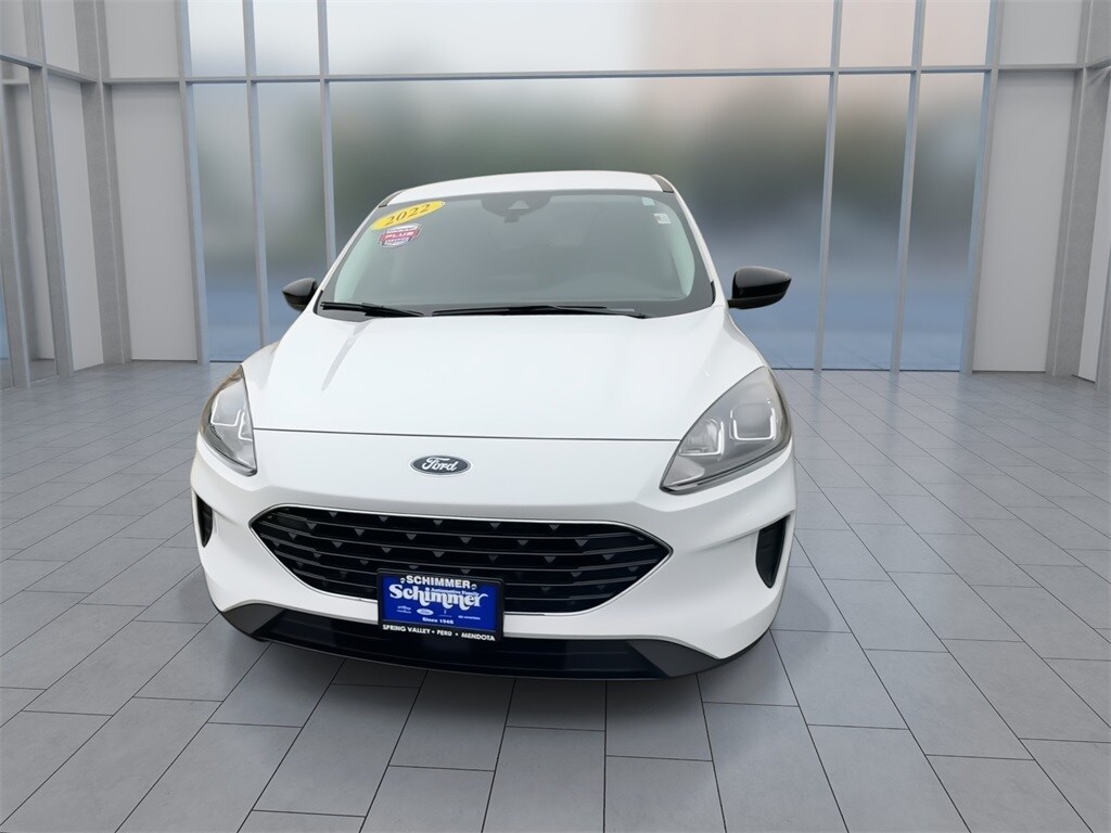 2022 Ford Escape SE photo 3