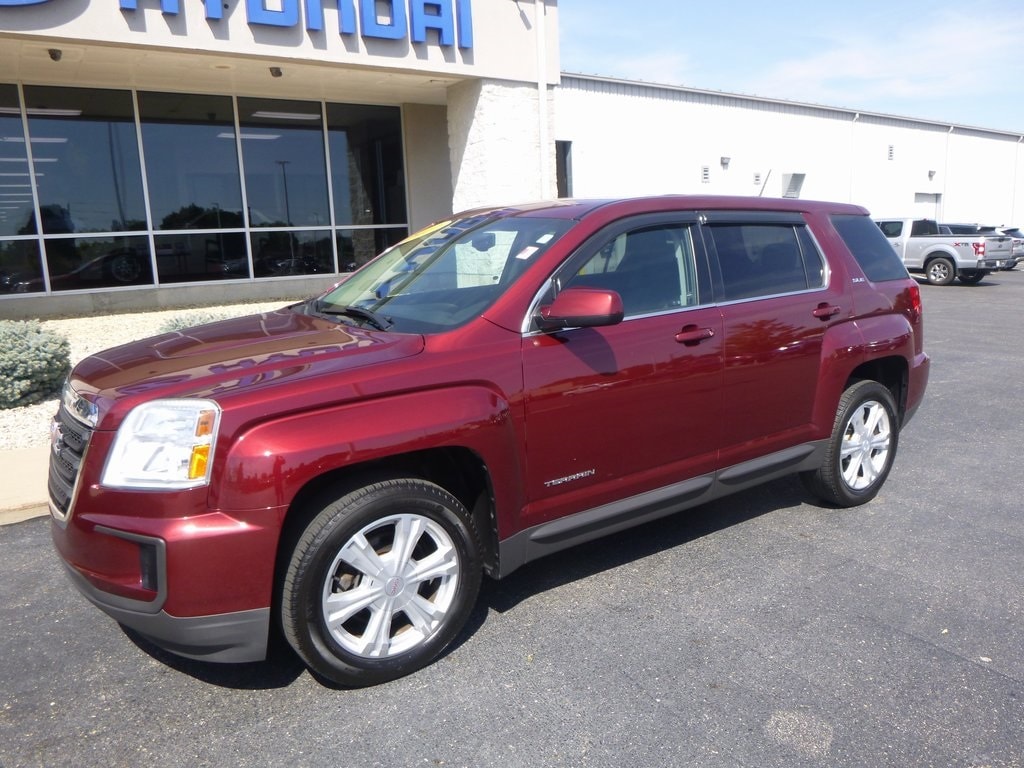 Used 2017 GMC Terrain SLE-1 with VIN 2GKALMEK1H6214578 for sale in Peru, IL