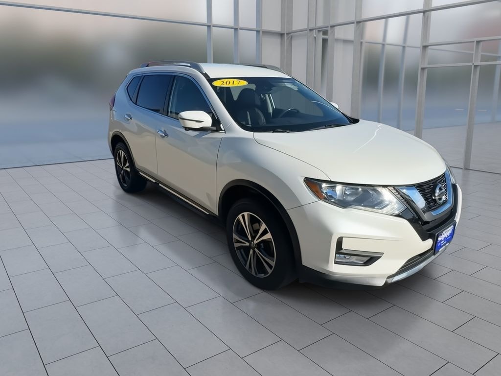 Used 2017 Nissan Rogue SL SUV