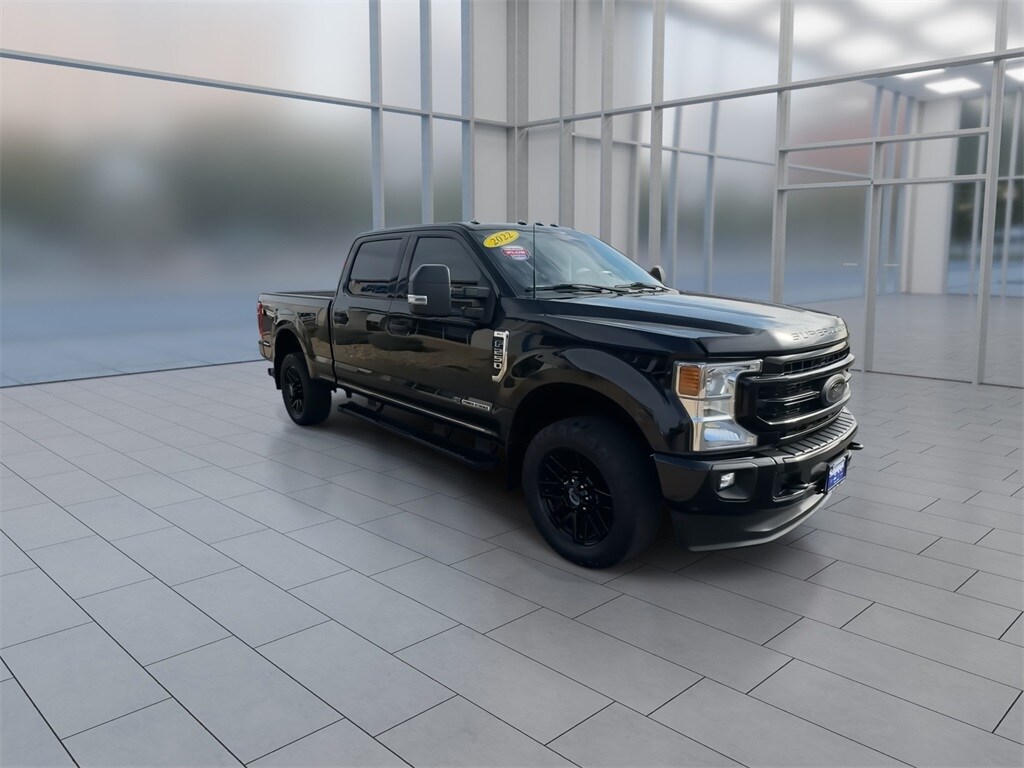 2022 Ford F-250 photo 2