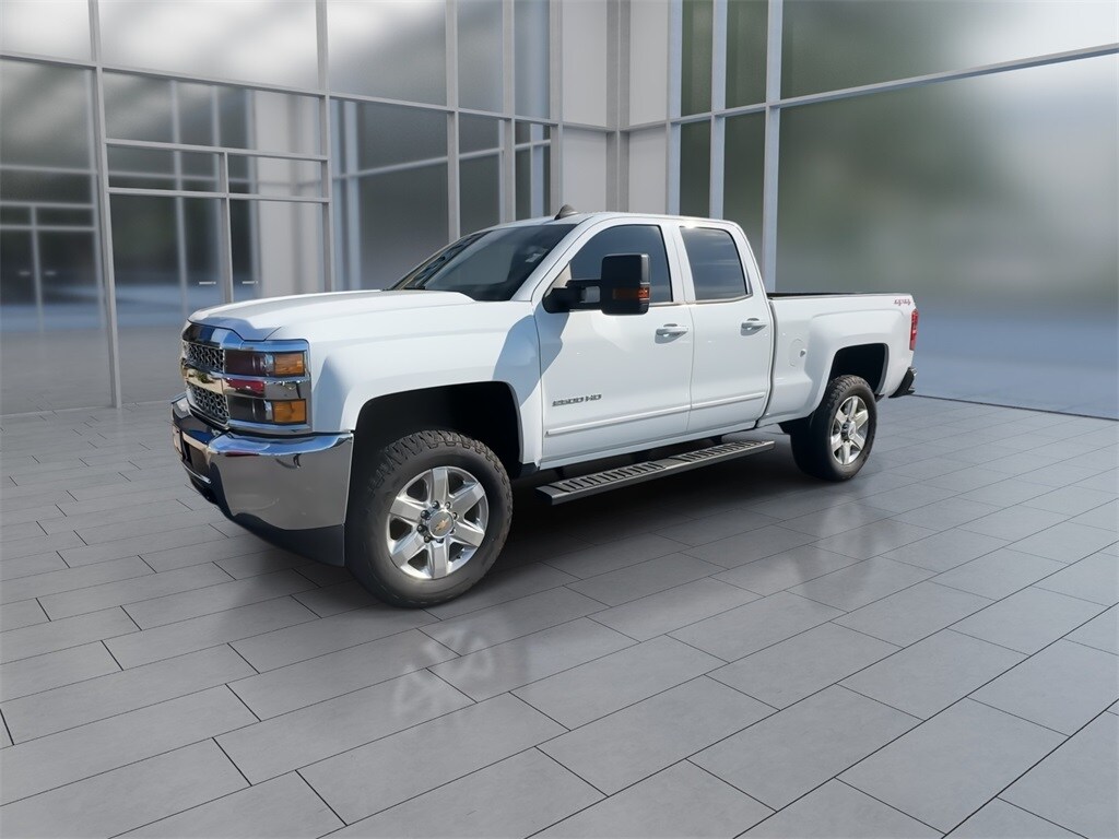 2019 Chevrolet Silverado 2500HD LT photo 4