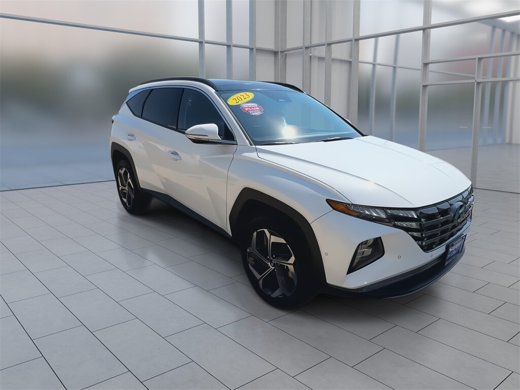 2023 Hyundai Tucson Limited photo 2
