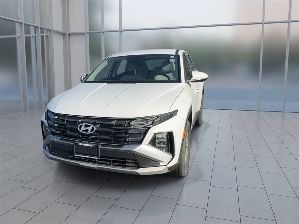 2025 Hyundai Tucson SE photo 2