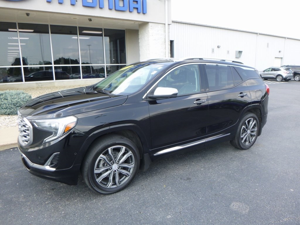 Used 2020 GMC Terrain Denali with VIN 3GKALXEX5LL164012 for sale in Peru, IL