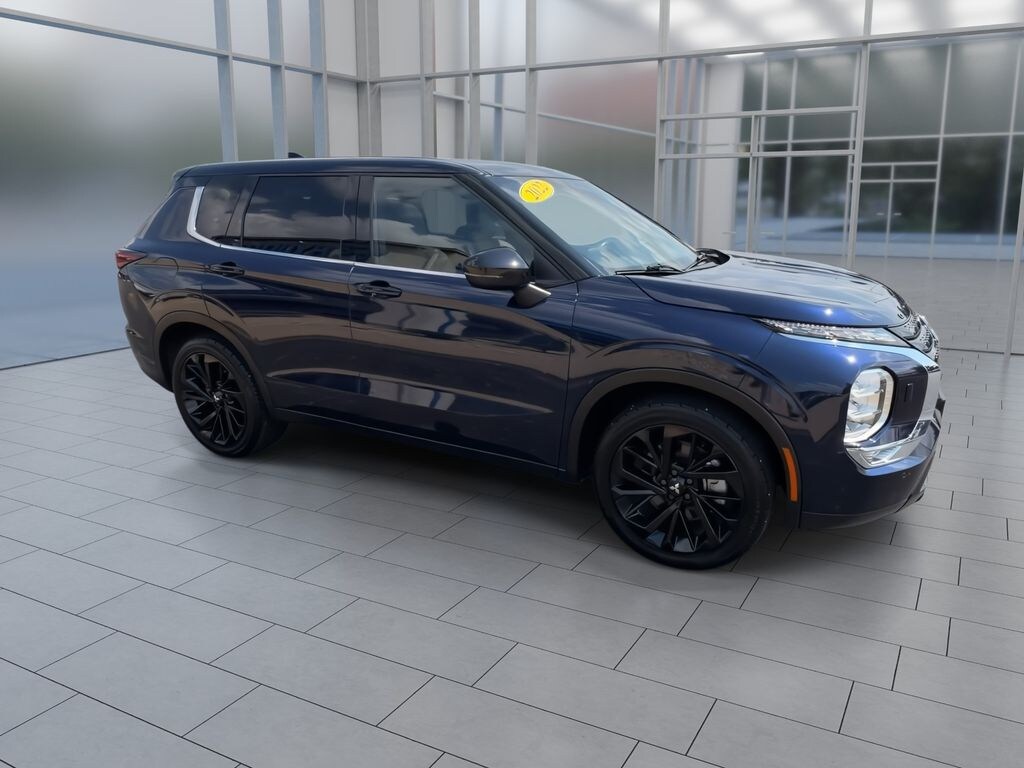 Certified 2022 Mitsubishi Outlander SE SUV