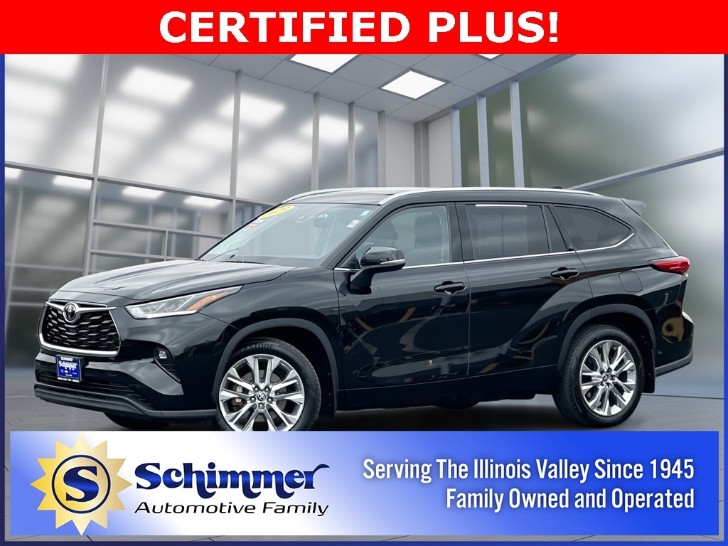 2023 Toyota Highlander Limited's photo