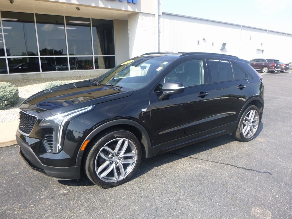 Used 2019 Cadillac XT4 Sport with VIN 1GYFZFR40KF102045 for sale in Peru, IL