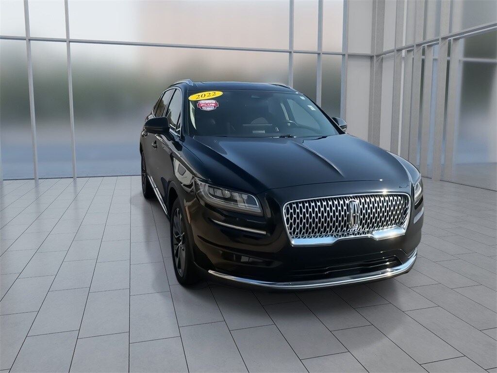 2022 Lincoln Nautilus Reserve photo 2