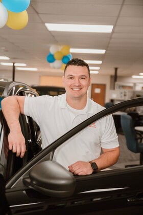 Staff member Tanner Khoija from 5534d536ddbd