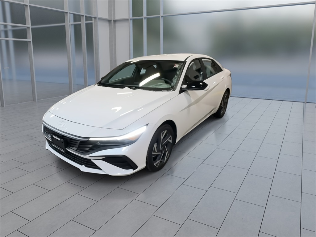 Used 2025 Hyundai Elantra SEL Sport Sedan