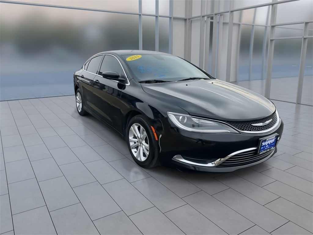 Used 2015 Chrysler 200 Limited with VIN 1C3CCCAB9FN715395 for sale in Peru, IL