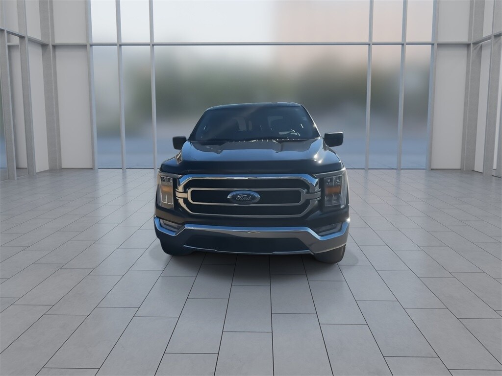 2022 Ford F-150 XLT photo 3