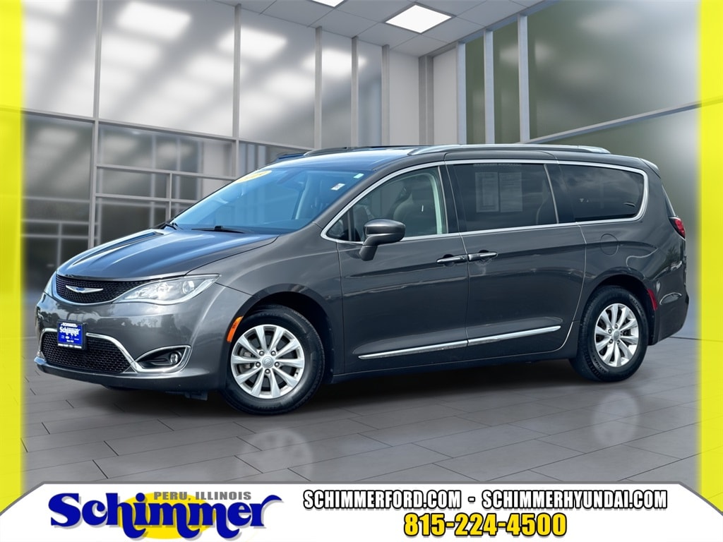 2019 Chrysler Pacifica Touring L