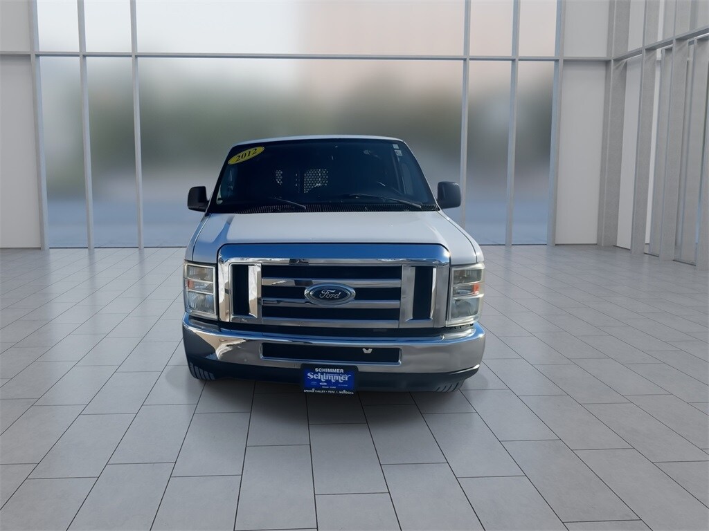 2012 Ford E-250 photo 2
