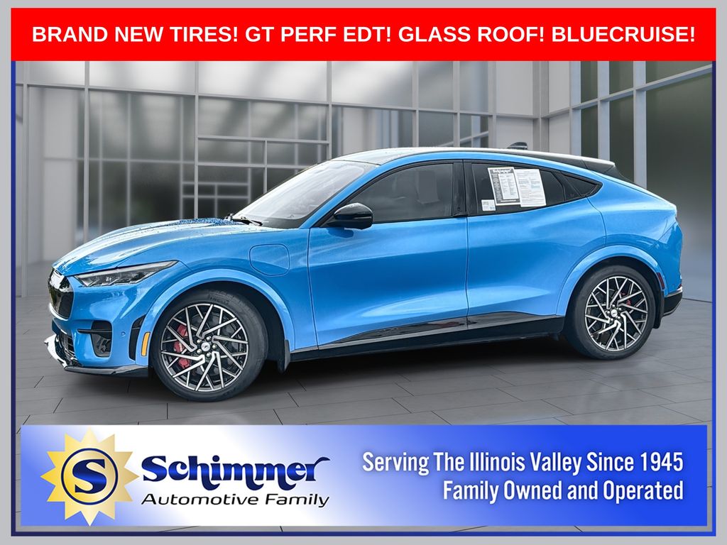 2022 Ford Mustang Mach-E