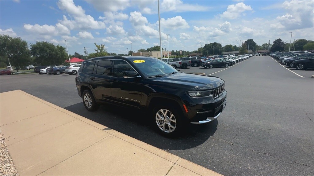2021 Jeep Grand Cherokee Limited photo 2