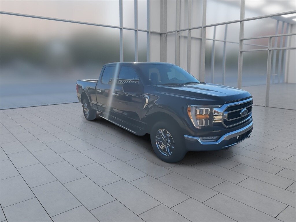 2022 Ford F-150 XLT photo 2