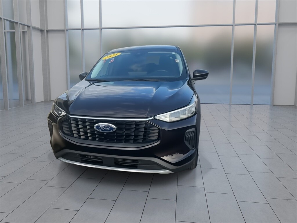 2023 Ford Escape Active photo 2