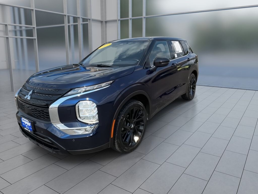 Certified 2022 Mitsubishi Outlander SE SUV