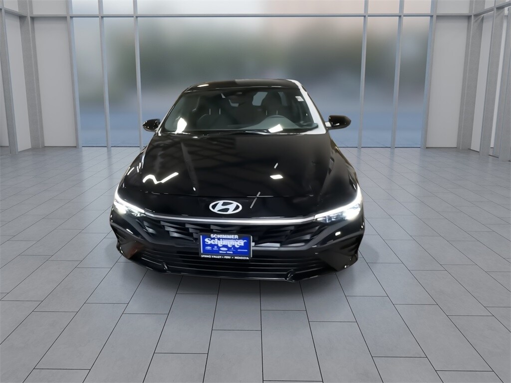 Used 2025 Hyundai Elantra SEL Sport Sedan